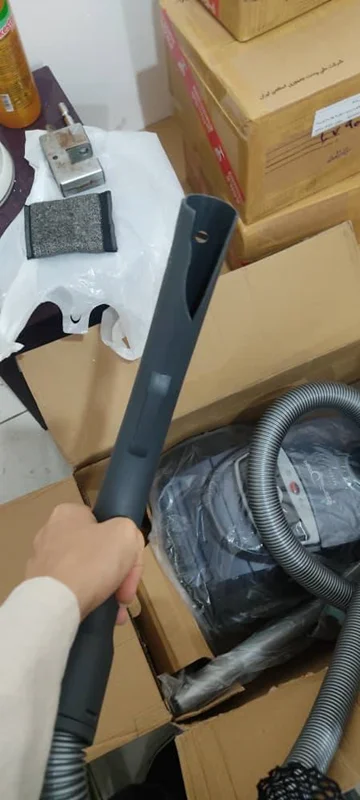 جاروبرقی فیلیپس FC9170 (دارای شکستگی سر لوله مطابق عکس )